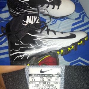 Boys NIKE football Cleats